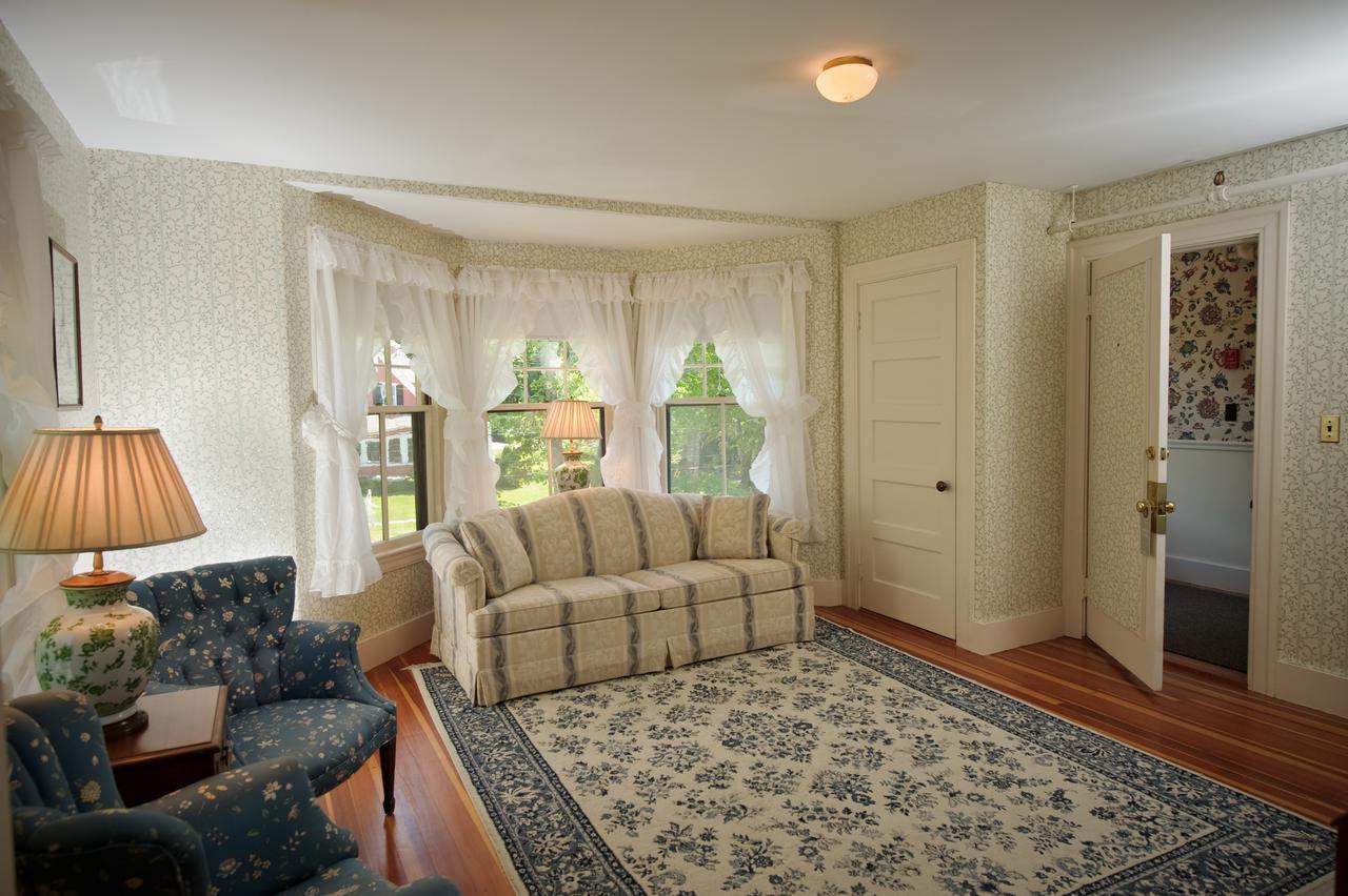 Asticou Inn Northeast Harbor Room photo